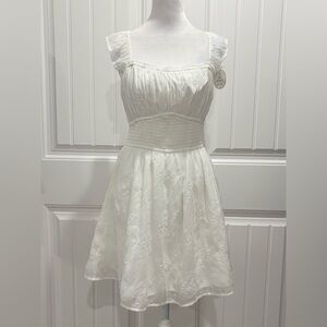 🆕 Hollister Womens White Saidie Chiffon Flutter Sleeve Mini Dress Size L